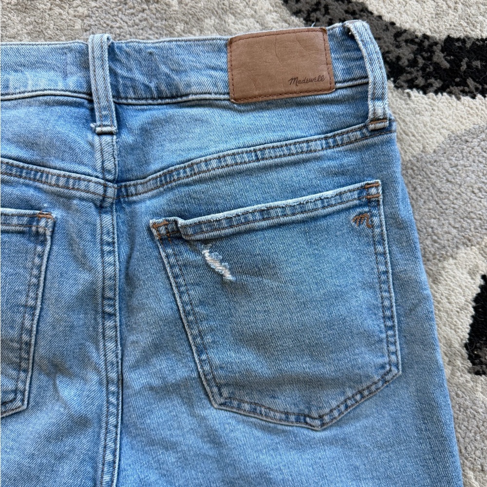 Madewell PETITE the perfect vintage Jean distressed Jeans straight light wash - Picture 8 of 8